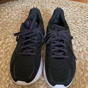 Women’s Saucony Black Endorphins